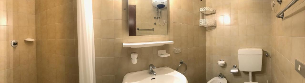 Condominio Monaco 比比翁 外观 照片